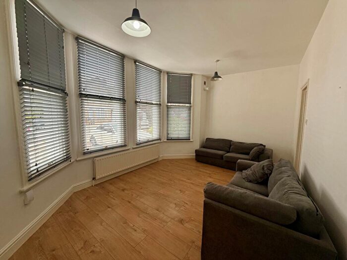 1 Bedroom Apartment To Rent In Culverley Road, Catford, SE6