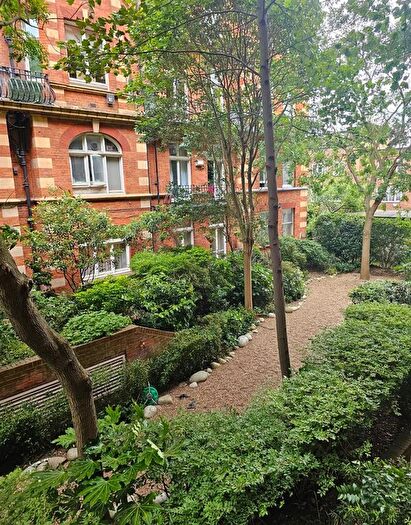 2 Bedroom Flat To Rent In Clarendon Court, Maida Vale, London, W9