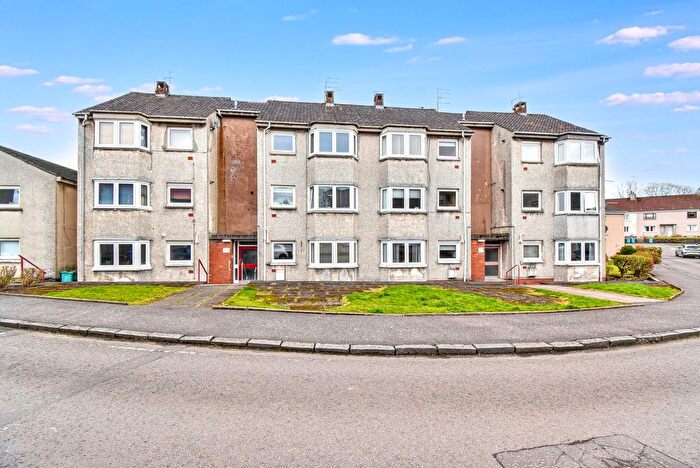 1 Bedroom Flat To Rent In Anton Crescent, Kilsyth, G65