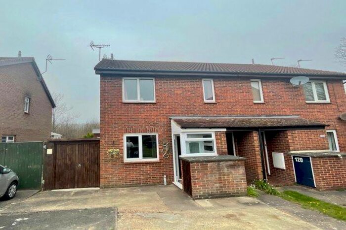 2 Bedroom Property To Rent In Linden Road, Coxheath, Maidstone, ME17
