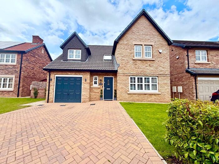 4 Bedroom Detached House For Sale In Stein Grove, Middlesbrough, TS5