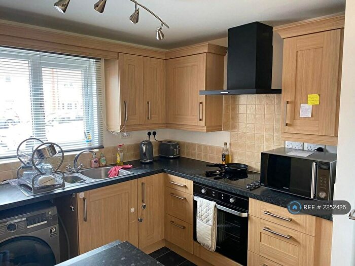2 Bedroom Flat To Rent In Barley Leaze, Chippenham, SN14