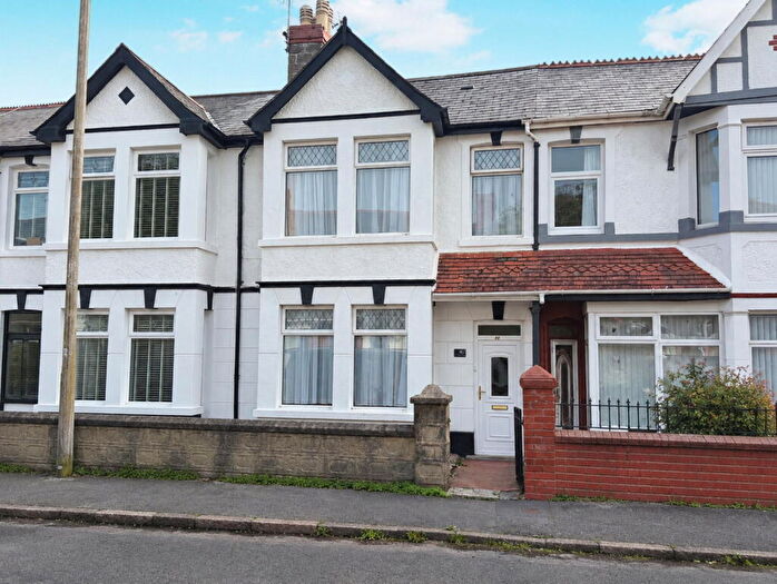 4 Bedroom Terraced House For Sale In Fenton Place, Porthcawl, CF36