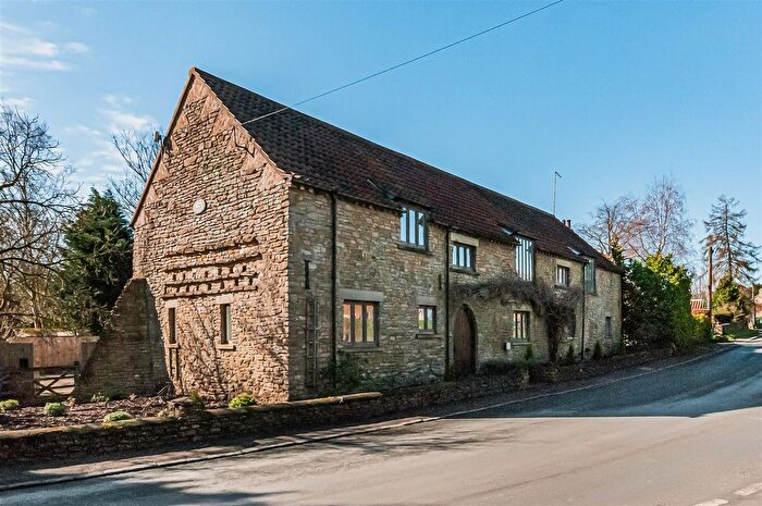 3 Bedroom Barn Conversion For Sale In The Old Barn, Westgate, North Newbald, York, YO43