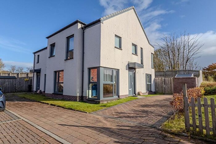 3 Bedroom Semi Detached House For Sale In Turnyhill Road, Twechar, Glasgow, G65