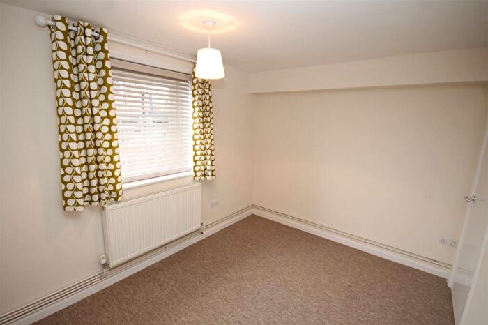 3 Bedroom Apartment To Rent In Upton Road, Norwich, NR4