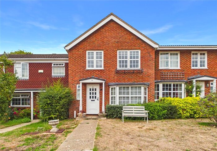 3 Bedroom Terraced House For Sale In Wellington Court, Spencers Wood, Reading, Berkshire, RG7