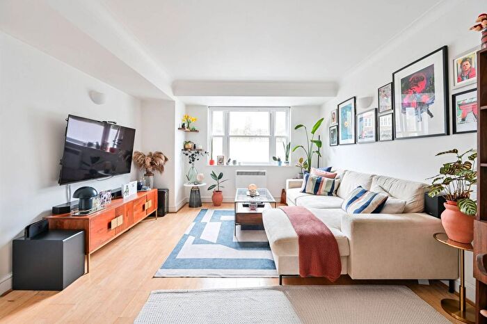 1 Bedroom Flat To Rent In Tideway Court, Rotherhithe, London, SE16