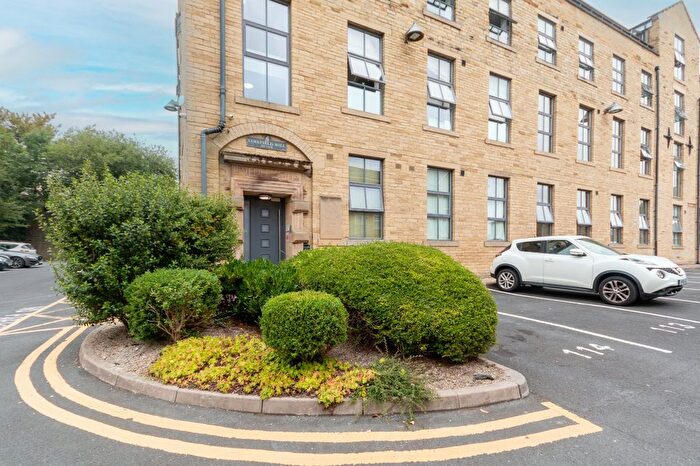 2 Bedroom Flat For Sale In Limefield Mill, Wood Street, Bingley, BD16
