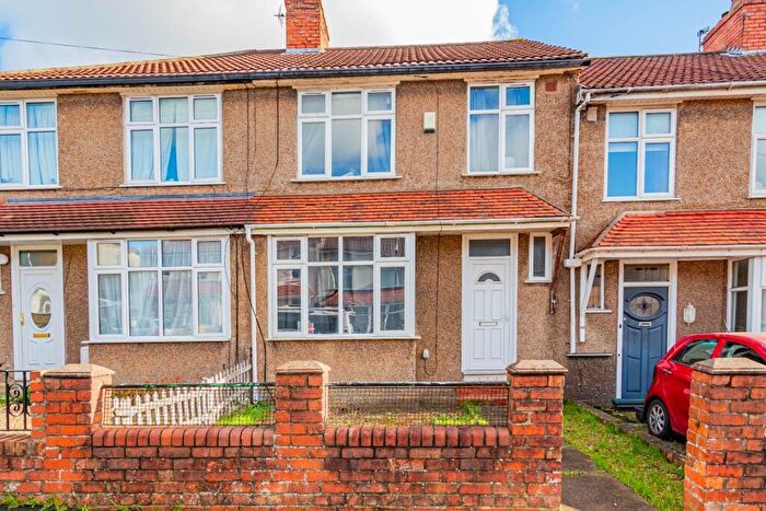 4 Bedroom House To Rent In Sandling Avenue, Bristol, BS7