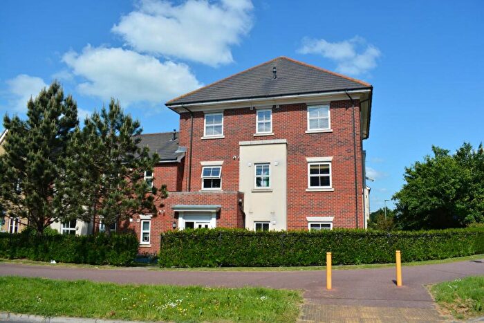 2 Bedroom Flat To Rent In Rowditch Furlong, Milton Keynes, MK14
