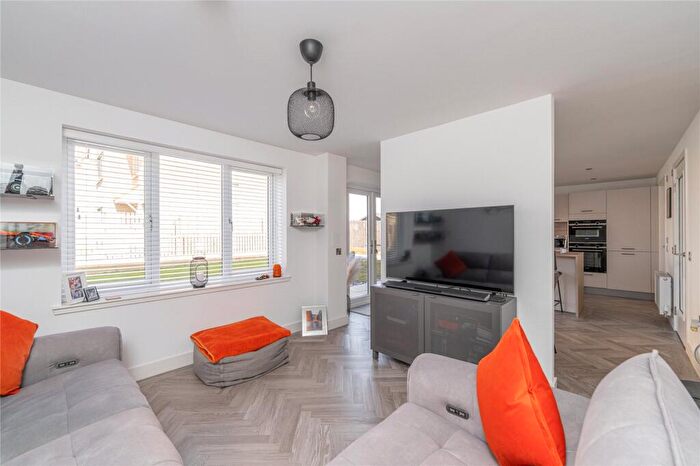 4 Bedroom Detached House For Sale In Barbachlaw Way, Wallyford, East Lothian, EH21