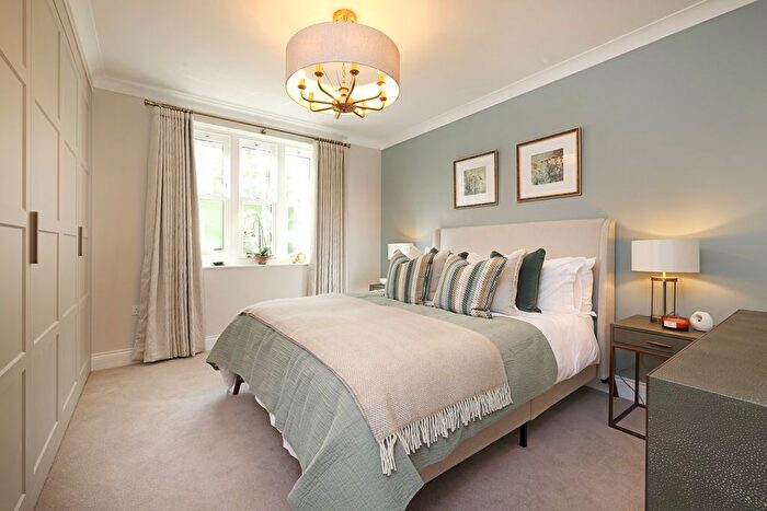 1 Bedroom Flat For Sale In Reigate Road, Reigate, RH2