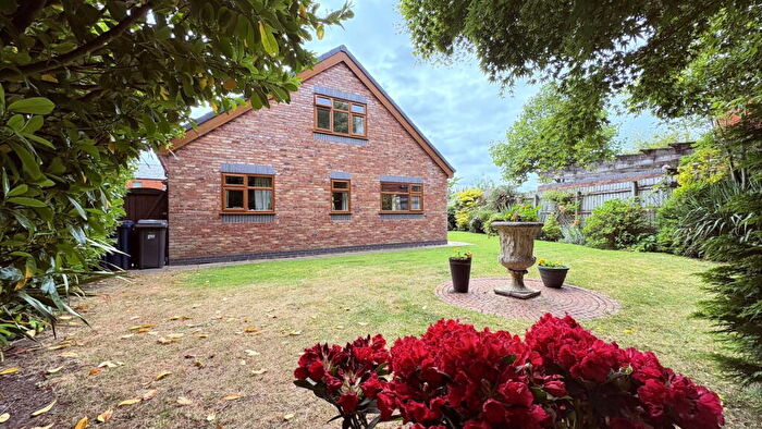 4 Bedroom Detached House For Sale In Liverpool Old Road, Much Hoole, Preston, PR4