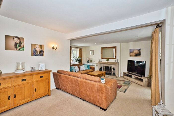 4 Bedroom Semi-Detached House For Sale In Church Road, Bawdrip, Bridgwater, TA7