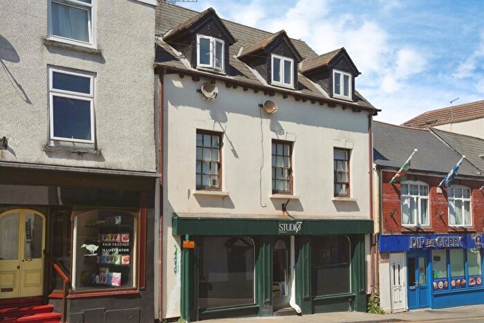 1 Bedroom Flat For Sale In Thomas Street, Chepstow, NP16