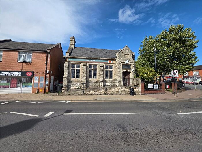 3 Bedroom Property For Sale In High Street, Irthlingborough, Wellingborough, Northamptonshire, NN9