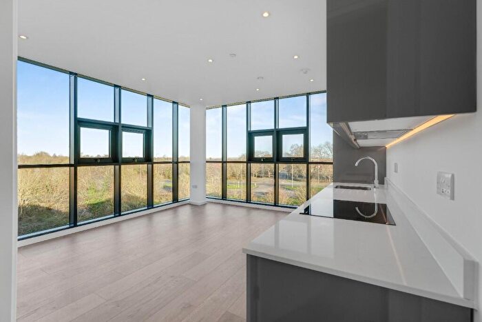 1 Bedroom Flat To Rent In Sunrise Parkway, Milton Keynes, Buckinghamshire, MK14