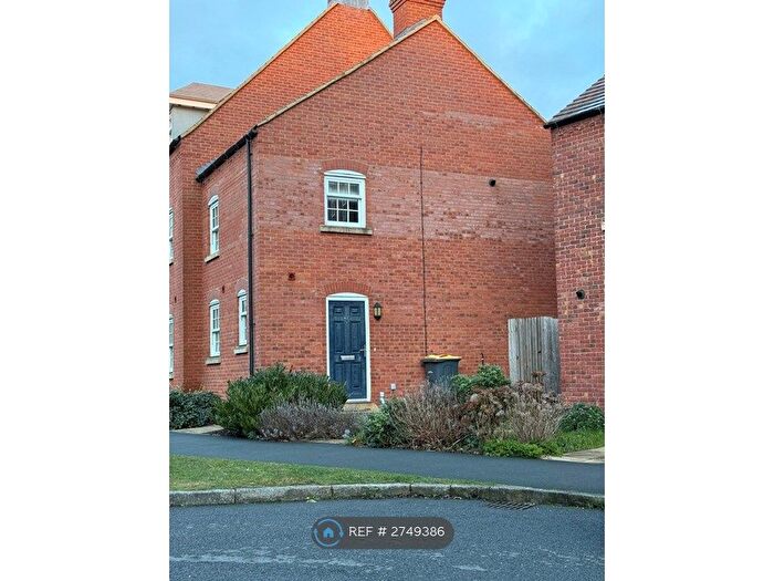 2 Bedroom End Terrace House To Rent In Saxon Way, Great Denham, Bedford, MK40