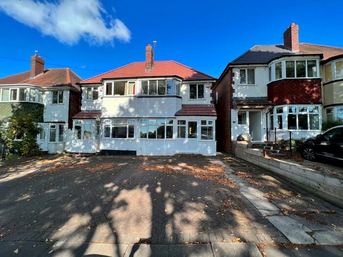 Houses for sale & to rent in B26 3SZ, The Laurels, Sheldon Birmingham