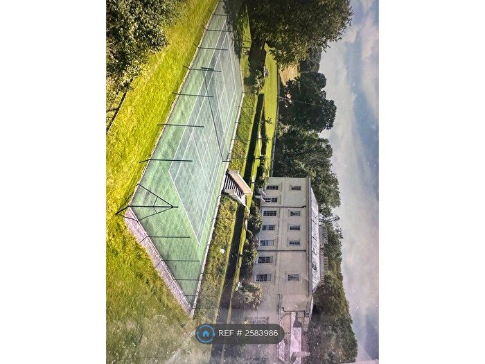 2 Bedroom Flat To Rent In Widworthy Court, Wilmington, Honiton, EX14