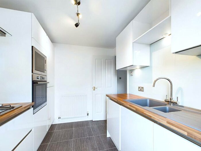 2 Bedroom Flat To Rent In Greenpark, Liberton, Edinburgh, EH17