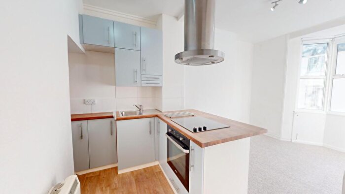 1 Bedroom Flat To Rent In Upper Market Street, Brighton, BN3