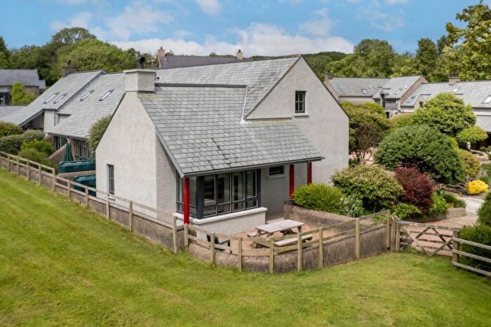 3 Bedroom End Of Terrace House For Sale In East Jordeston Cottages, St Florence, SA70