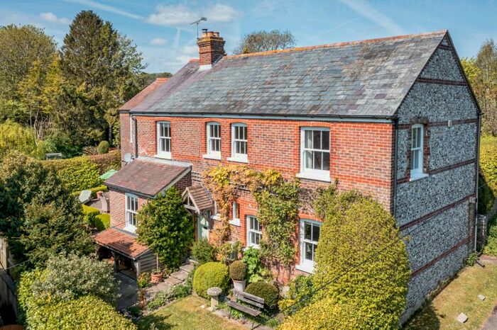 5 Bedroom Detached House For Sale In Cooks Lane, Walderton, Chichester, West Sussex, PO18