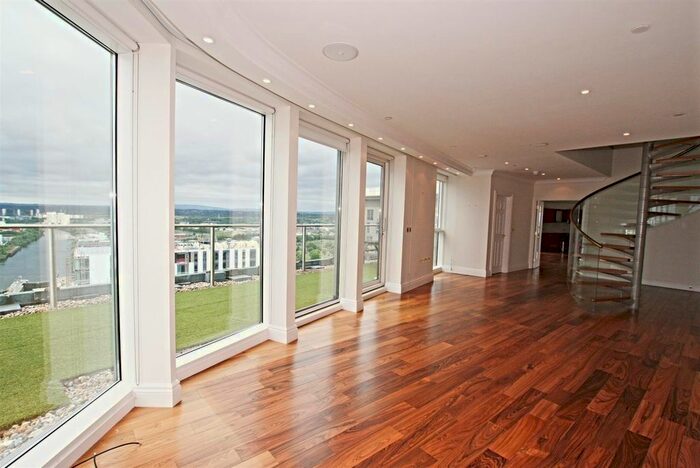 4 Bedroom Flat To Rent In The Heart Blue, Media City Uk, Salford M50