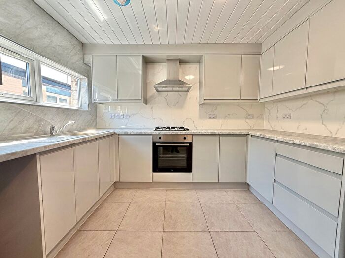 3 Bedroom Terraced Bungalow To Rent In Stevenage Walk, Walsgrave On Sowe, Coventry, CV2