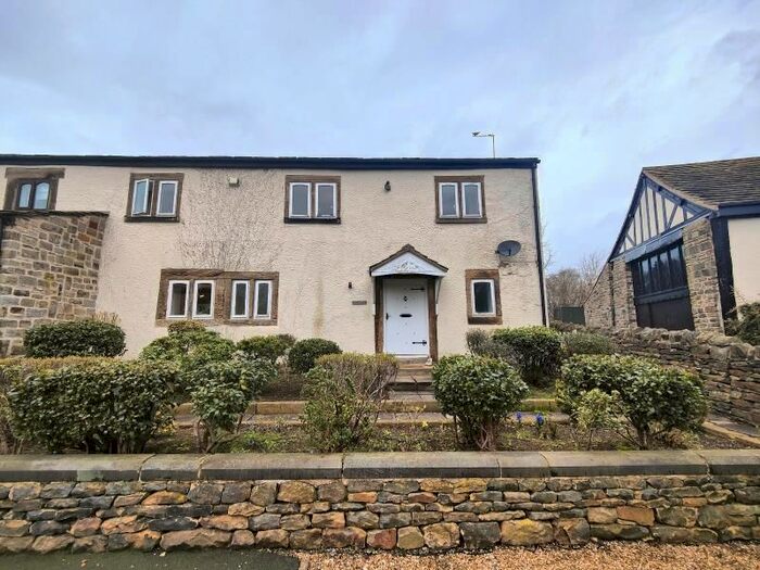 3 Bedroom Barn Conversion To Rent In Bullcliff Grange, Denby Dale Road, Bretton, Wakefield, WF4