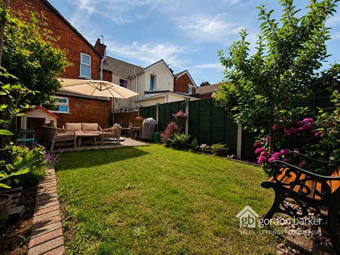 3 Bedroom Terraced House For Sale In St Johns Road, Poole, BH15