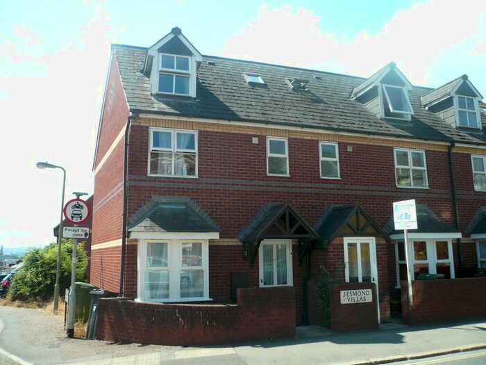 4 Bedroom Terraced House To Rent In Jesmond Villas, Polsloe Road, Exeter, EX1