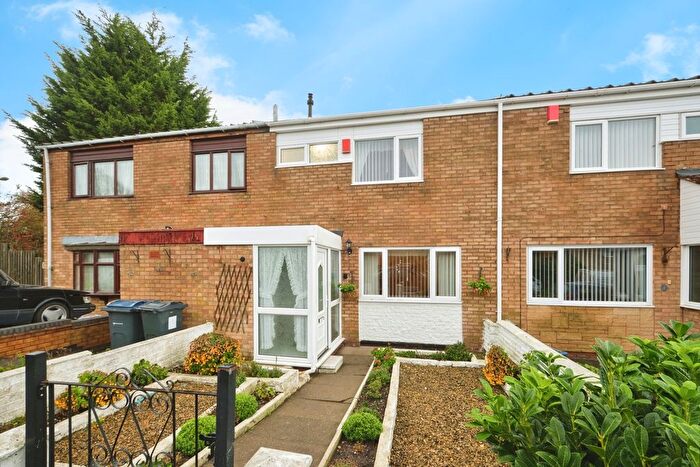 2 Bedroom Semi Detached House For Sale In Rosebery Street, Birmingham, West Midlands, B18