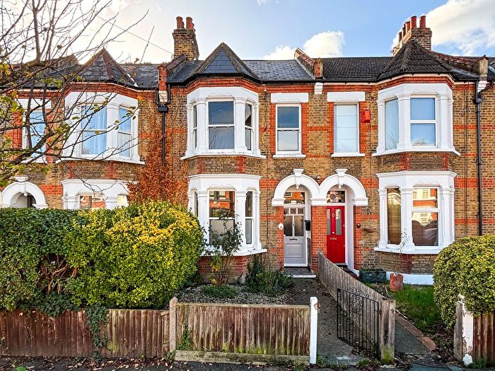 4 Bedroom Terraced House For Sale In Pattenden Road, Catford, SE6