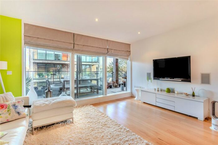 2 Bedroom Flat To Rent In The Light Building, Brooklands Avenue, Cambridge, Cambridgeshire, CB2