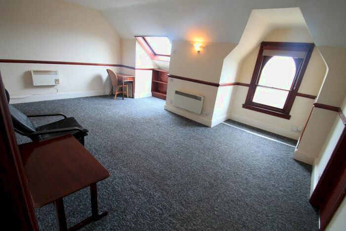 1 Bedroom Flat To Rent In Napier Road, Luton, LU1