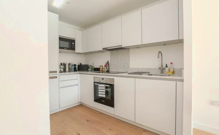 1 Bedroom Apartment For Sale In Pentonville Road, London, N1