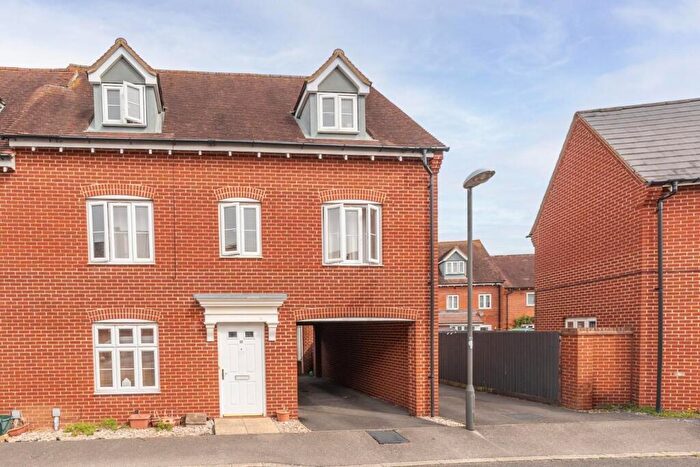 1 Bedroom Detached House To Rent In Palfreyman Street, Aylesbury, HP19