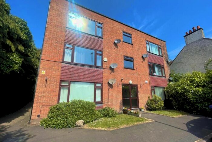 2 Bedroom Flat To Rent In Town Centre, SL1