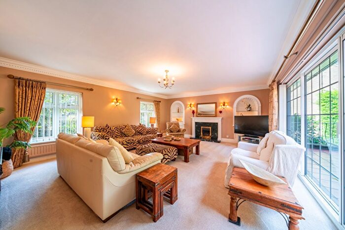 4 Bedroom Detached House For Sale In Richmond Drive, Mapperley Park, NG3