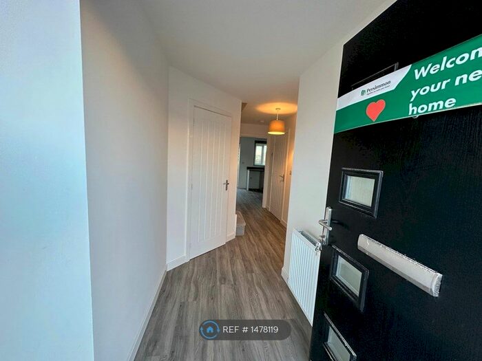 3 Bedroom Semi-Detached House To Rent In Dahlia Grove, Newcastle Upon Tyne, NE13