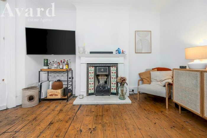 1 Bedroom Flat For Sale In Ditchling Rise, Brighton, BN1