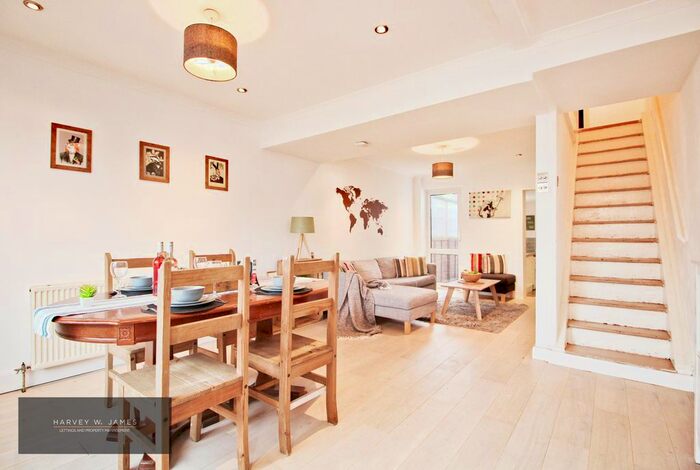 3 Bedroom Terraced House To Rent In Pretoria Road, London, E16