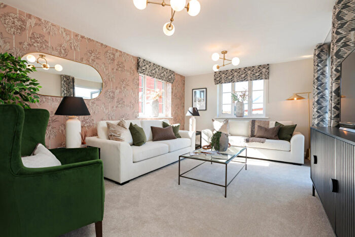 4 Bedroom Detached House For Sale In Orchards Rise, Scott Way, Swindon, Wiltshire, SN1