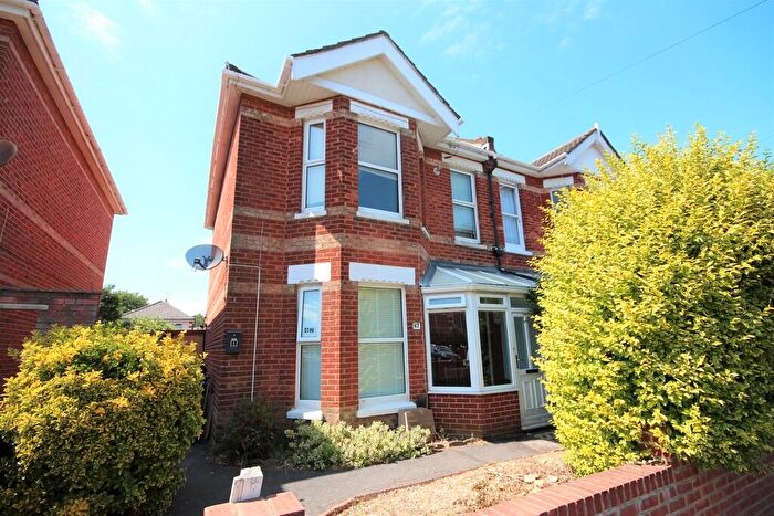 2 Bedroom Flat To Rent In Fortescue Road, Bournemouth, BH3