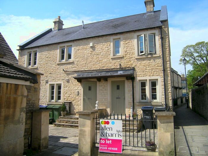 1 Bedroom Flat To Rent In Hobbs Walk, Corsham, Wiltshire, SN13