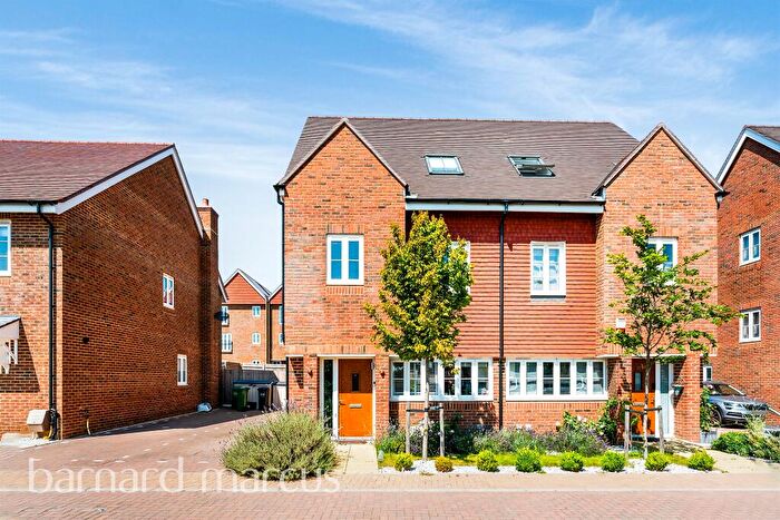 4 Bedroom Semi-Detached House For Sale In Beatrice Square, Tadworth, KT20