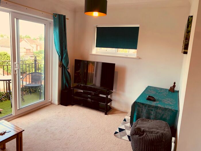 2 Bedroom Flat To Rent In Oaklands, Peterborough, PE1